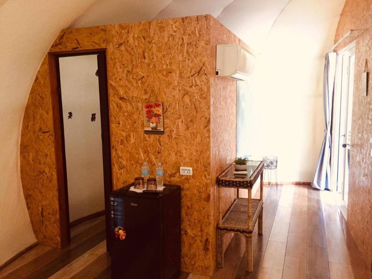 Zamboanguita  Shenanigans Glamping Resort מראה חיצוני תמונה