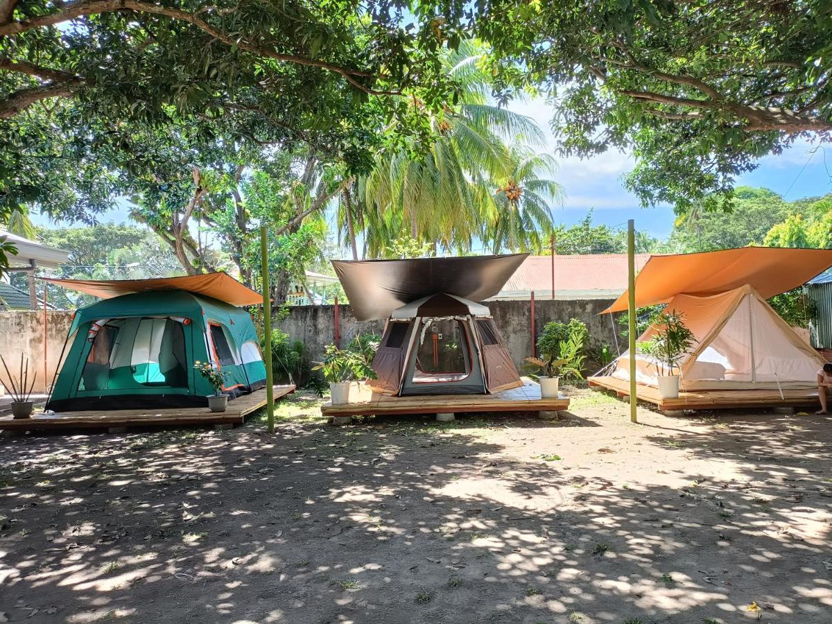 Zamboanguita  Shenanigans Glamping Resort מראה חיצוני תמונה