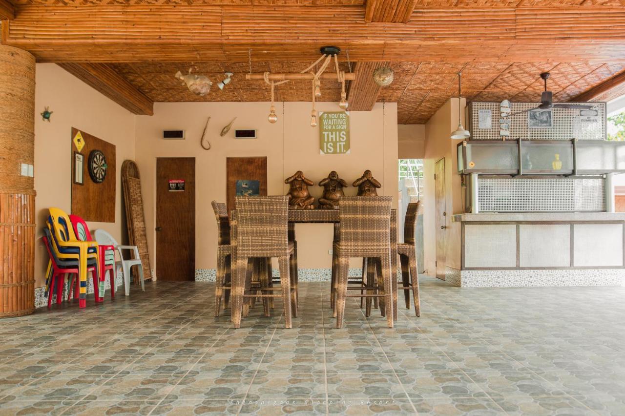Zamboanguita  Shenanigans Glamping Resort מראה חיצוני תמונה