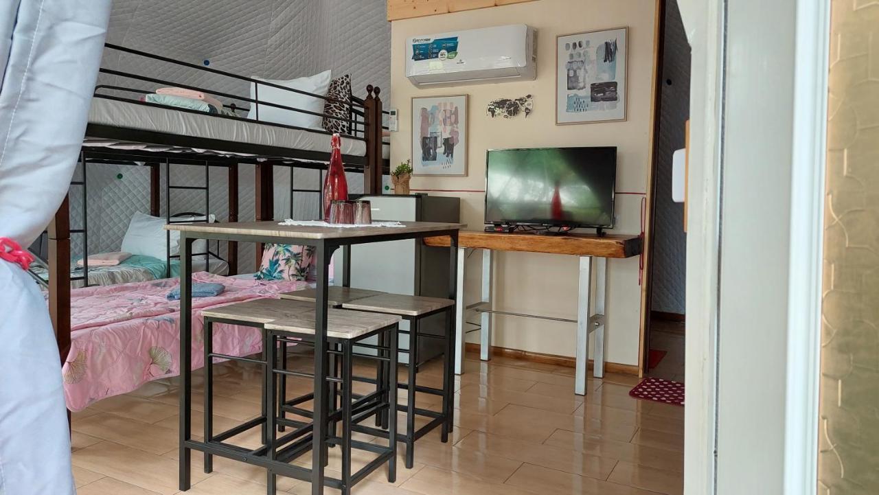 Zamboanguita  Shenanigans Glamping Resort מראה חיצוני תמונה